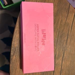 Red Aspen new in box, Facial Roller skincare with love